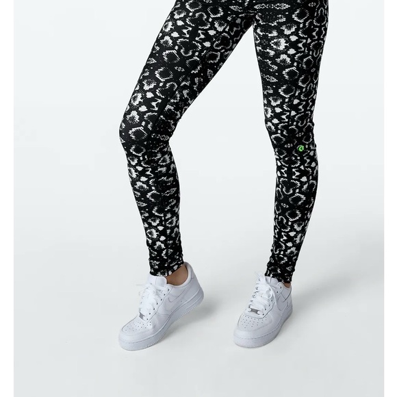 New - Ethika High Wasted Tight - Picture 4 of 7